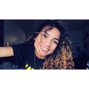 Meet your Posher, Rebecca